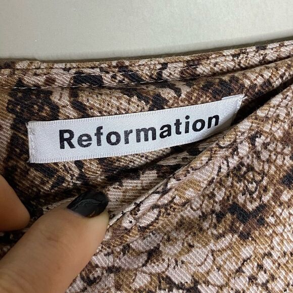 Reformation Marlon Brown Pants Sneak Print Ankle Cropped Size 0 - Picture 7 of 8